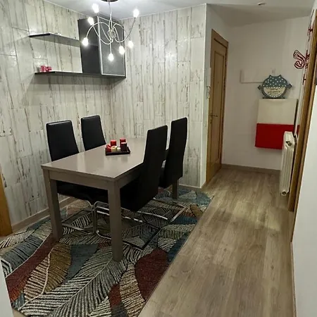 Apartamento Con Jardin En Apartment *