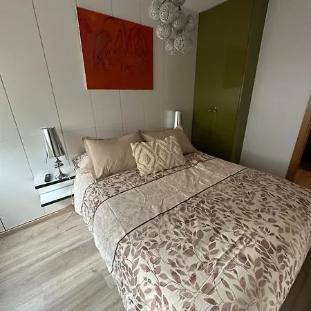 Apartamento Con Jardin En Apartment *